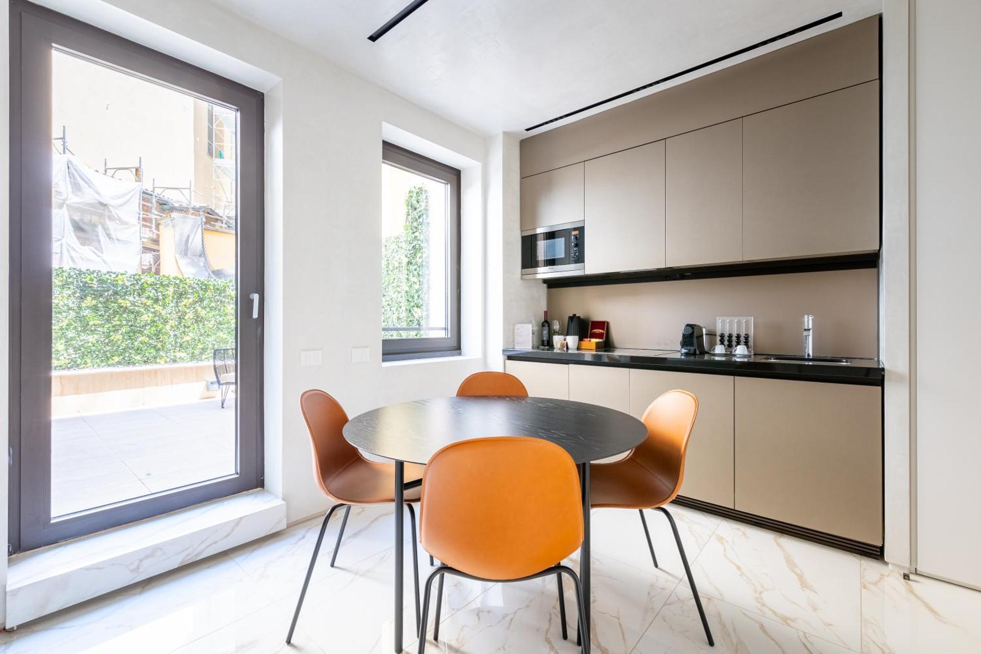 Nj Hotels & Apartments San Pietro All'Orto 6 Milan Exterior photo