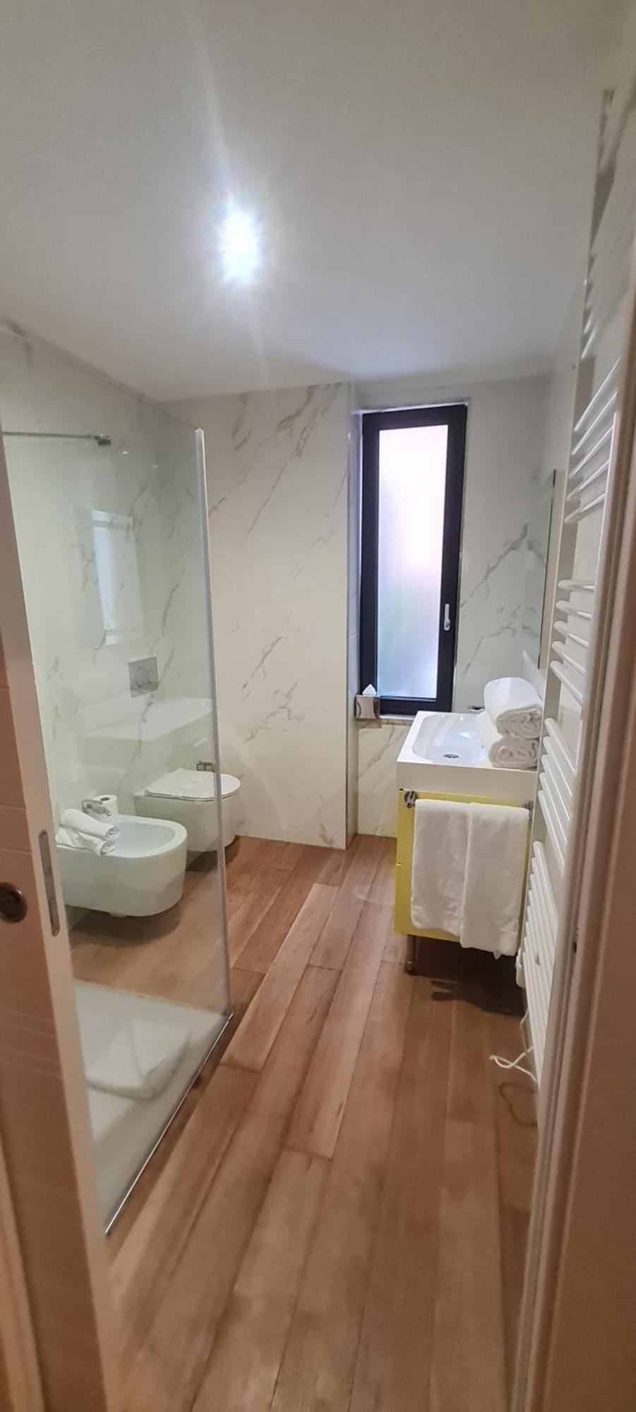 Nj Hotels & Apartments San Pietro All'Orto 6 Milan Exterior photo