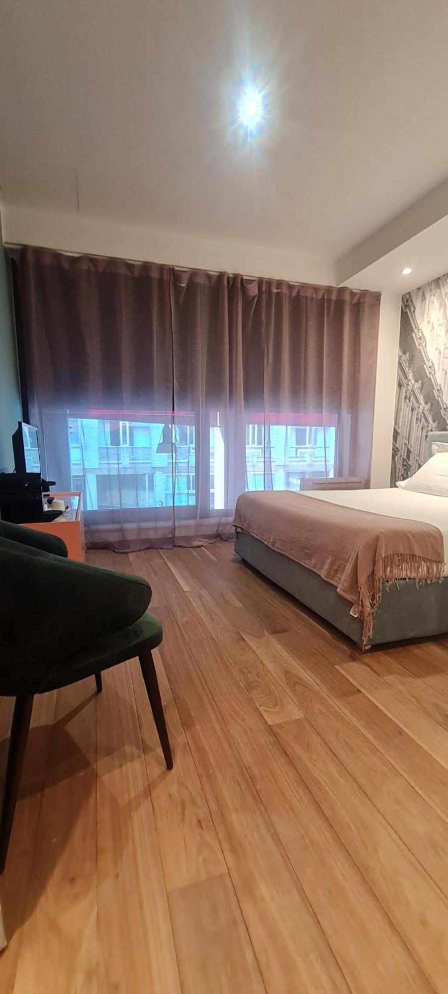 Nj Hotels & Apartments San Pietro All'Orto 6 Milan Exterior photo