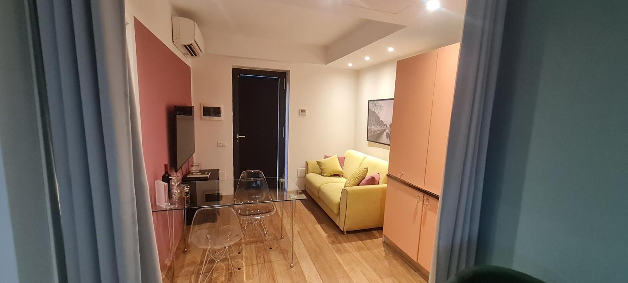 Nj Hotels & Apartments San Pietro All'Orto 6 Milan Exterior photo